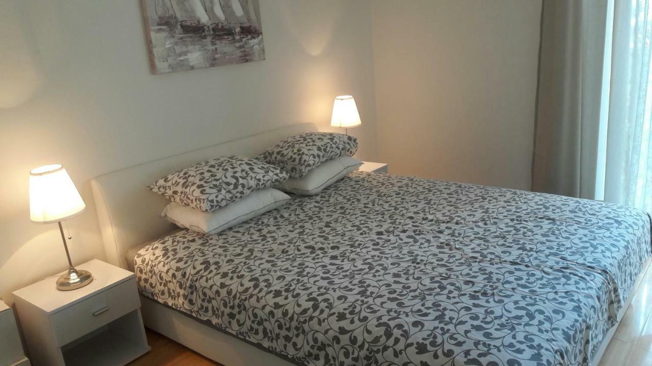Kaštela Apartmani Vitturi מראה חיצוני תמונה